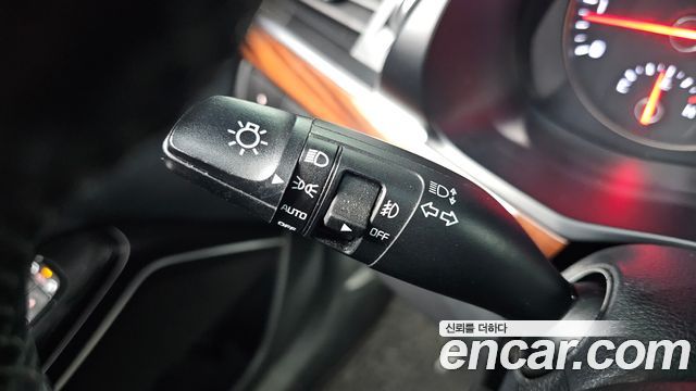 Kia K7 2016 — photo 27
