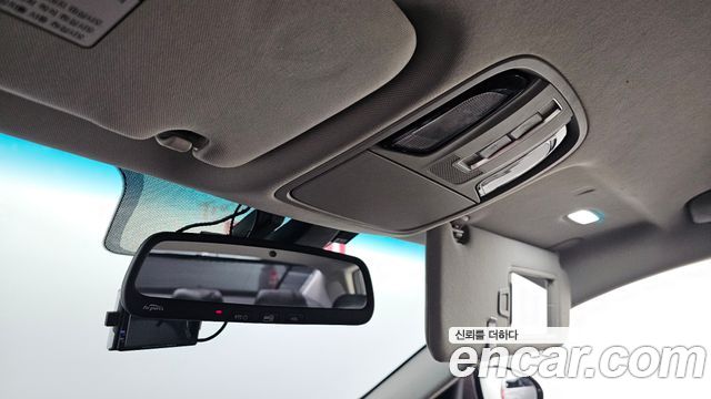 Kia K7 2016 — photo 30