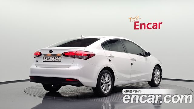Kia K3 2016 — photo 2