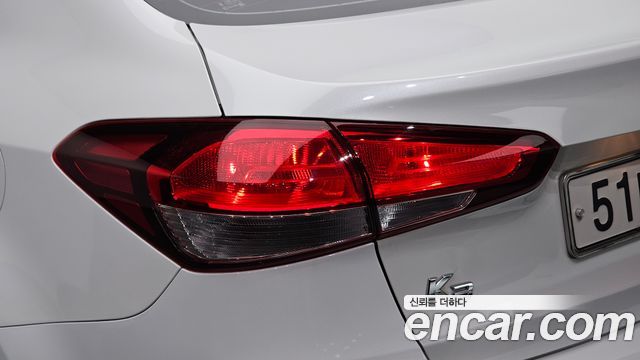 Kia K3 2016 — photo 9