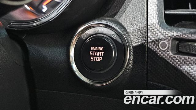 Kia K3 2016 — photo 27