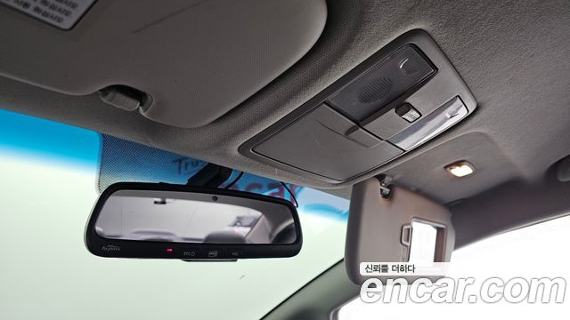 Kia K3 2016 — photo 28