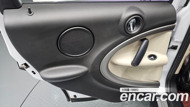 Mini Countryman 2012 — photo 15