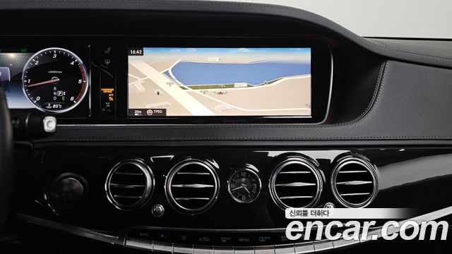Mercedes-Benz S-Class 2015 — photo 20