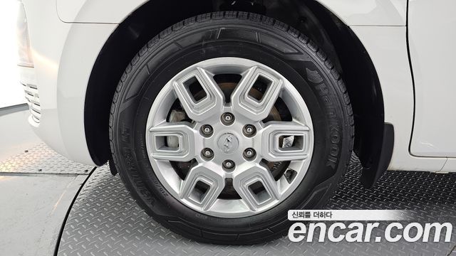 Hyundai Staria 2023 — photo 5