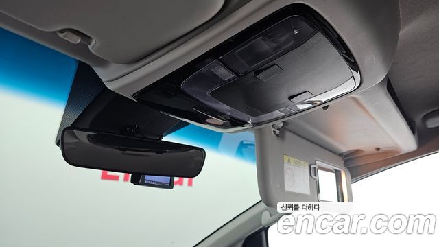 Hyundai Staria 2023 — photo 27