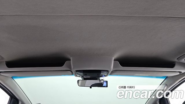Hyundai Staria 2023 — photo 28