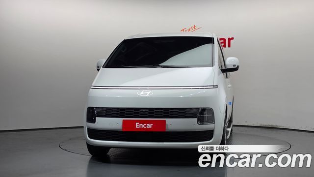 Hyundai Staria 2026 — photo 3