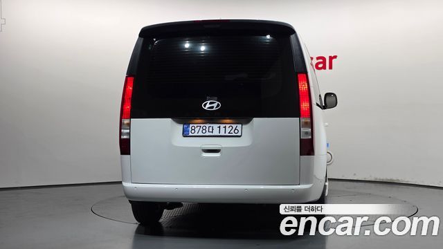 Hyundai Staria 2026 — photo 4