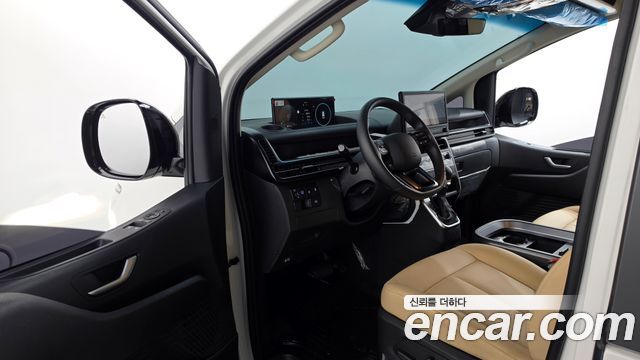 Hyundai Staria 2026 — photo 10