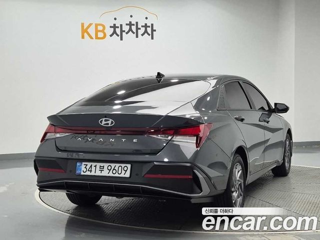 Hyundai AVANTE 2026 — photo 3