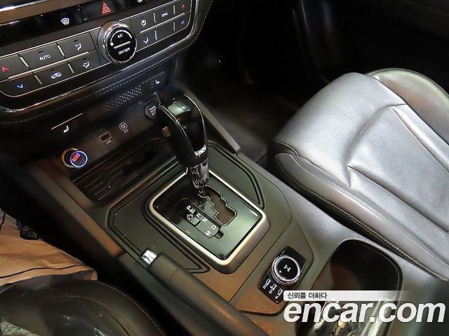 KG Mobility Rexton 2019 — photo 12