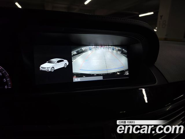Mercedes-Benz S-Class 2012 — photo 17