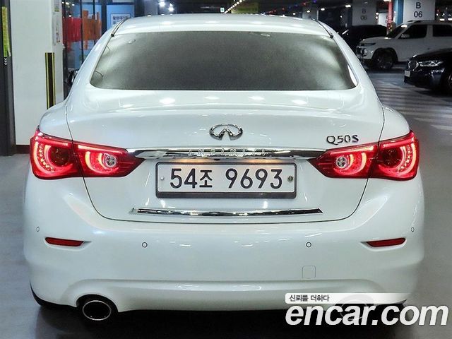 Infiniti Q50 2017 — photo 5