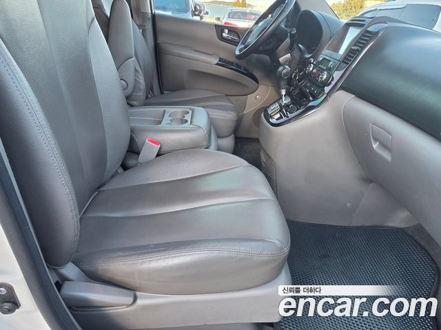 Kia Canival 2014 — photo 10