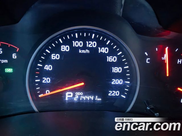 Kia Canival 2014 — photo 12