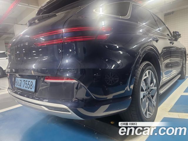 Genesis GV70 2022 — photo 10
