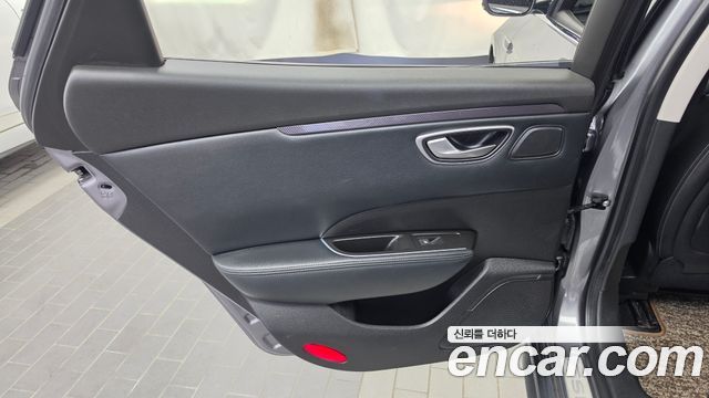 Renault Korea SM6 2016 — photo 15