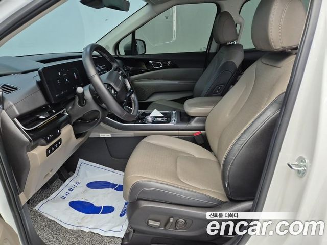 Kia Canival 2025 — photo 11