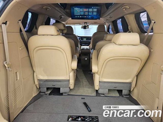 Kia Canival 2020 — photo 11