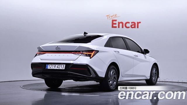 Hyundai AVANTE 2024 — photo 2