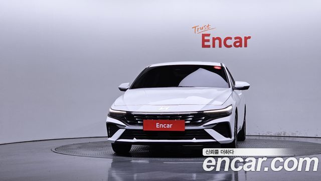 Hyundai AVANTE 2024 — photo 3