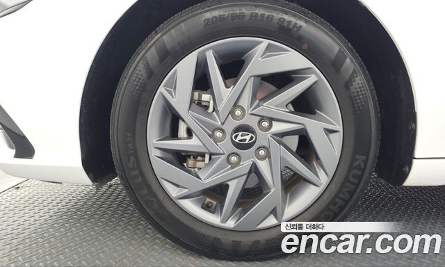Hyundai AVANTE 2024 — photo 5