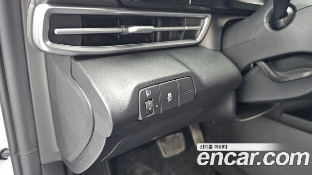 Hyundai AVANTE 2024 — photo 23