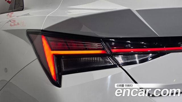 Hyundai AVANTE 2024 — photo 9