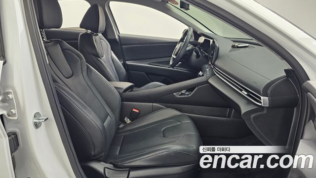 Hyundai AVANTE 2024 — photo 16