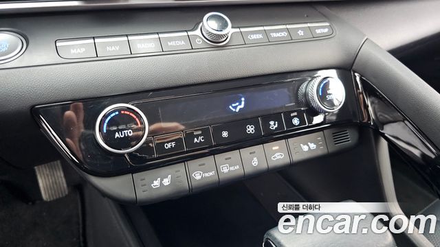 Hyundai AVANTE 2024 — photo 31