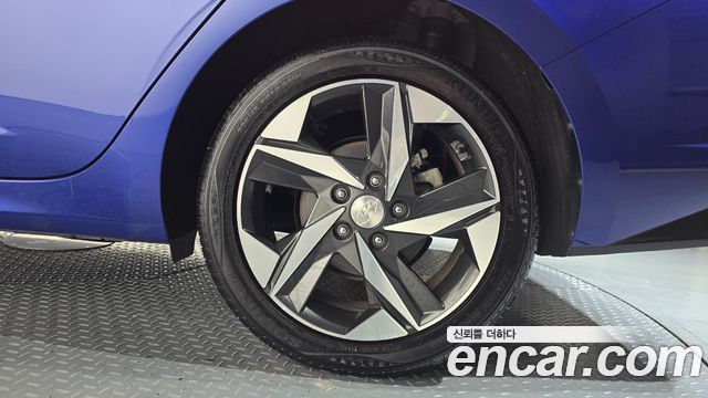 Hyundai AVANTE 2021 — photo 7