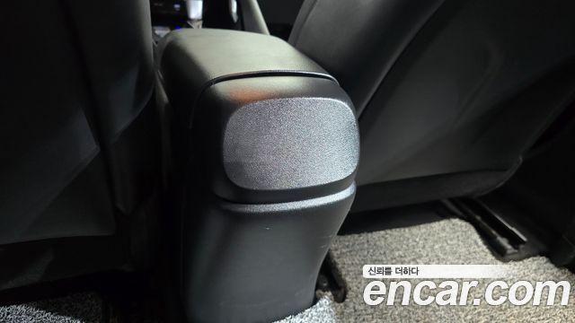 Hyundai AVANTE 2021 — photo 27
