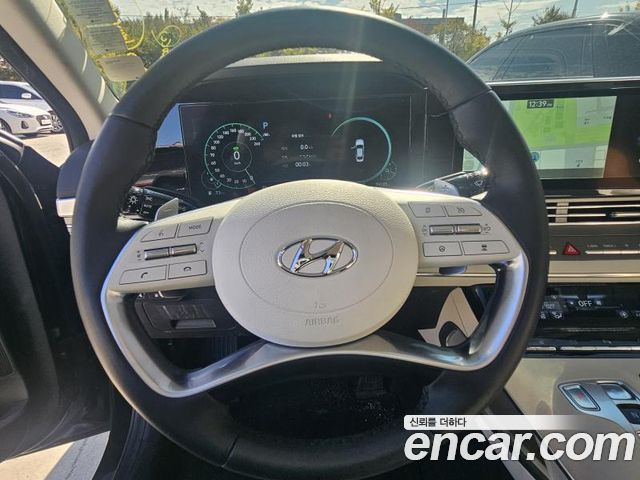 Hyundai Grandeur 2022 — photo 11