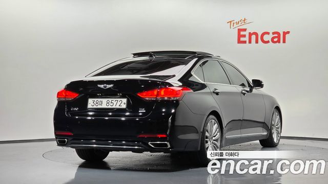 Genesis G80 2017 — photo 2