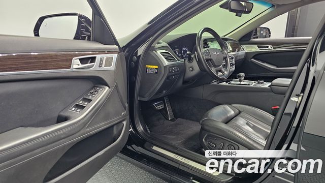 Genesis G80 2017 — photo 10