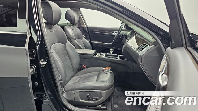 Genesis G80 2017 — photo 12
