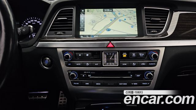 Genesis G80 2017 — photo 13