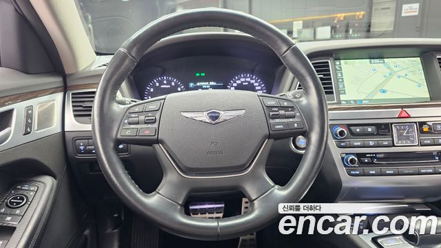Genesis G80 2017 — photo 14