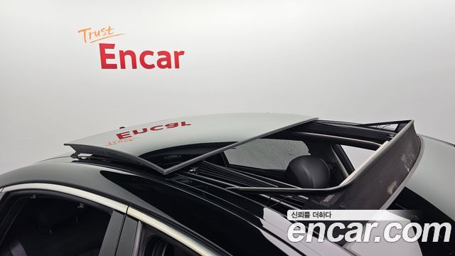 Genesis G80 2017 — photo 18