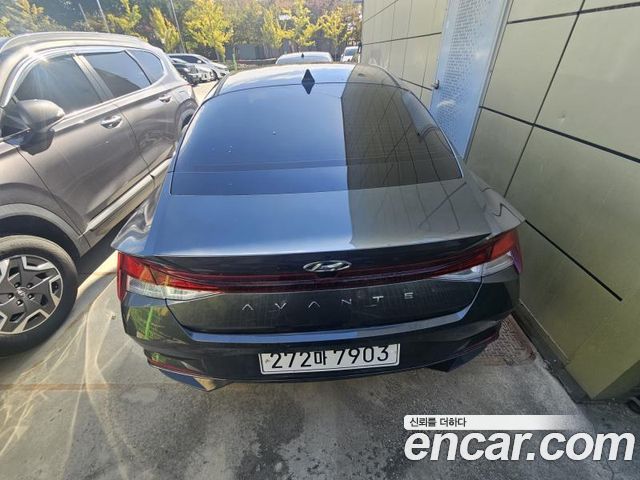 Hyundai AVANTE 2022 — photo 4