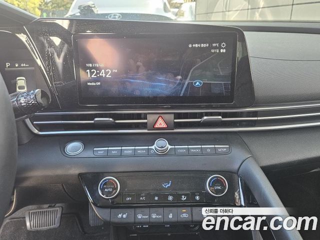 Hyundai AVANTE 2022 — photo 7