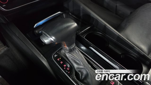 Kia K7 2018 — photo 9