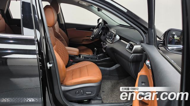 Kia Sorento 2018 — photo 11