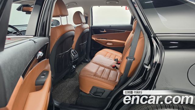 Kia Sorento 2018 — photo 12