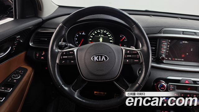 Kia Sorento 2018 — photo 14