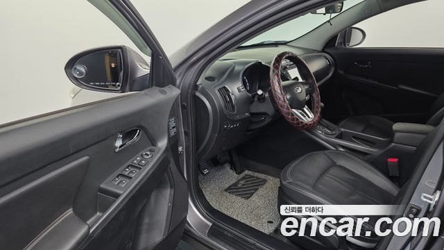 Kia Sportage 2011 — photo 10