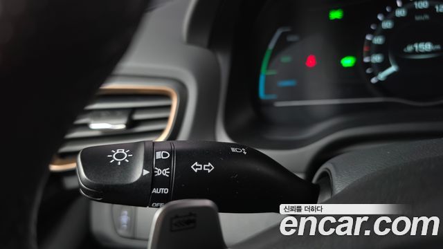 Hyundai Ioniq 2018 — photo 26