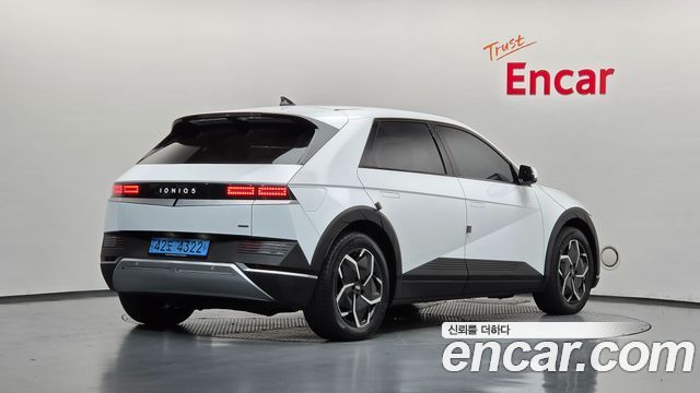 Hyundai Ioniq5 2022 — photo 2