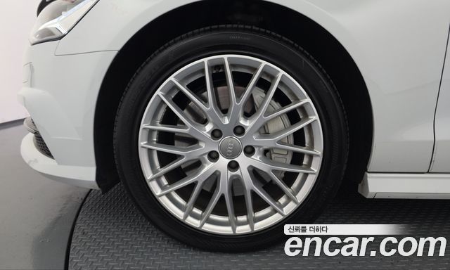 Audi A6 2018 — photo 5